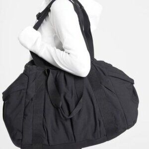 NWT Athleta Kinetic Gym Duffle WITH TAGS